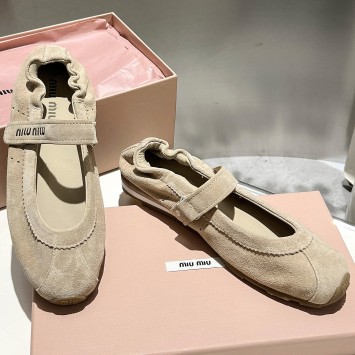 Замшевые балетки Miu Miu с эластичной вставкой PREMIUM качества