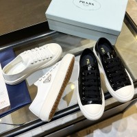 Кожаные кеды Prada с логотипом