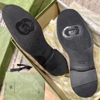 Лоферы Gucci с эмблемой Double G