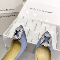 Атласные туфли-лодочки Manolo Blahnik Hangisi 90 с пряжкой PREMIUM качества
