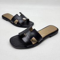 Кожаные сандалии Hermes с культовым вырезом