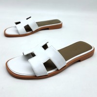 Кожаные сандалии Hermes с культовым вырезом