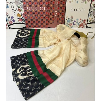 Платок Gucci