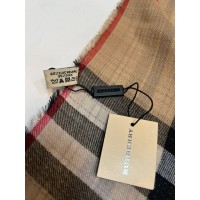 Платок Burberry