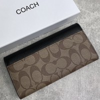 Кошелек Coach с откидным клапаном