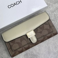 Кошелек Coach с откидным клапаном