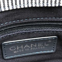 Сумка Chanel из плотного текстиля