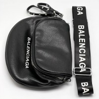 Повседневная сумка Balenciaga с логотипом