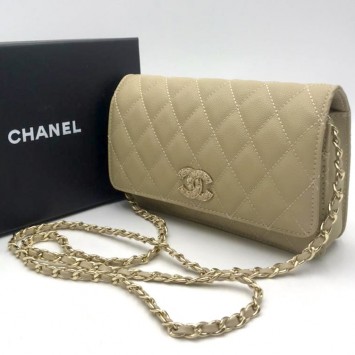 Стеганая сумка Chanel Classic Flap Jumbo