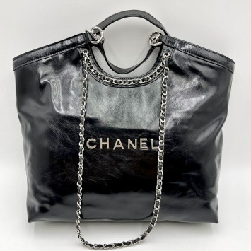 Сумка-тоут Chanel с логотипом
