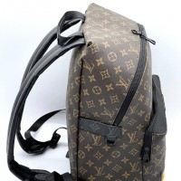 Рюкзак Louis Vuitton Discovery с яркой эмблемой