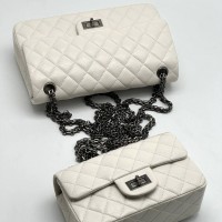 Cтеганая сумка Chanel 2.55