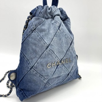 Джинсовый рюкзак Chanel 22