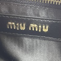 Сумка через плечо Miu Miu с внешним карманом