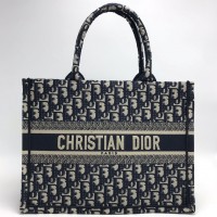 Сумка Dior Book Tote medium