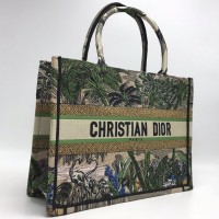 Сумка Dior Book Tote medium