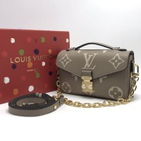 Сумка Louis Vuitton Pochette Metis East West