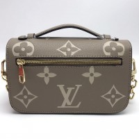 Сумка Louis Vuitton Pochette Metis East West