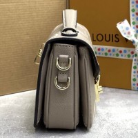 Сумка Louis Vuitton Pochette Metis East West