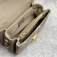 Сумка Louis Vuitton Pochette Metis East West