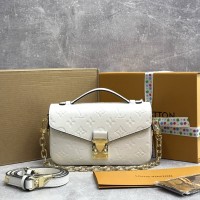 Сумка Louis Vuitton Pochette Metis East West