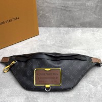 Поясная сумка Louis Vuitton Discovery