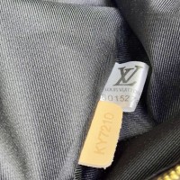 Поясная сумка Louis Vuitton Discovery