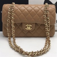 Стеганая сумка Chanel Timeless