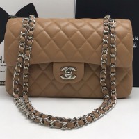 Стеганая сумка Chanel Timeless