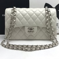 Стеганая сумка Chanel Timeless