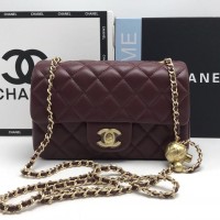 Стеганая сумка Chanel Timeless