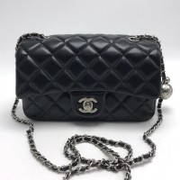 Стеганая сумка Chanel Timeless