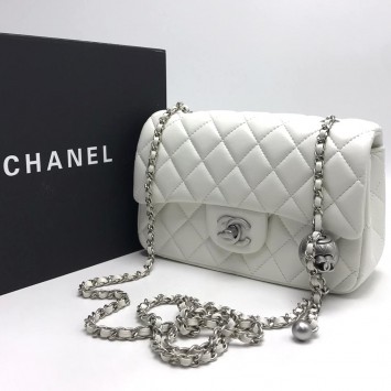 Стеганая сумка Chanel Timeless