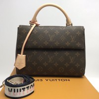 Сумка Louis Vuitton Cluny