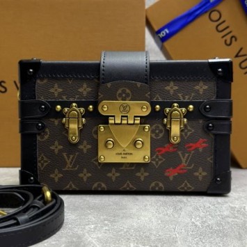 Сумка Louis Vuitton Petite Malle