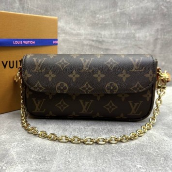 Клатч на цепочке Louis Vuitton Ivy