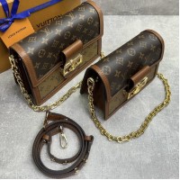 Сумка Louis Vuitton Dauphine