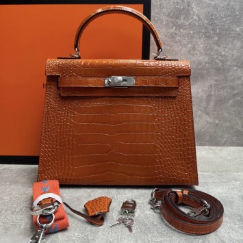 Сумка Hermes Kelly 28 с тиснением под крокодила