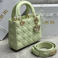 Сумка Dior Lady Dior My ABCDior