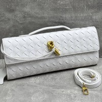 Клатч Bottega Veneta Andiamo