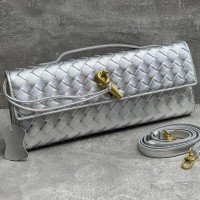 Клатч Bottega Veneta Andiamo