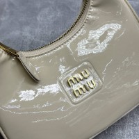 Кожаная сумка Miu Miu Patent