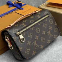 Сумка Louis Vuitton Pochette Metis East West