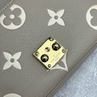 Сумка Louis Vuitton Pochette Metis East West