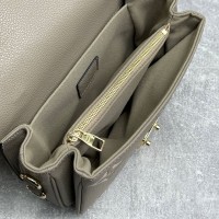 Сумка Louis Vuitton Pochette Metis East West