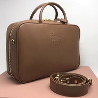 Сумка Miu Miu Leather Beau