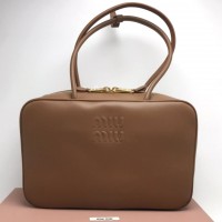 Сумка Miu Miu Leather Beau