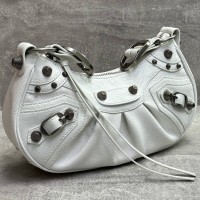 Сумка на плечо Balenciaga Le Cagole