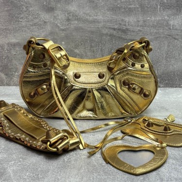 Сумка на плечо Balenciaga Le Cagole