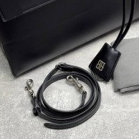 Сумка Balenciaga Nano Handbag medium